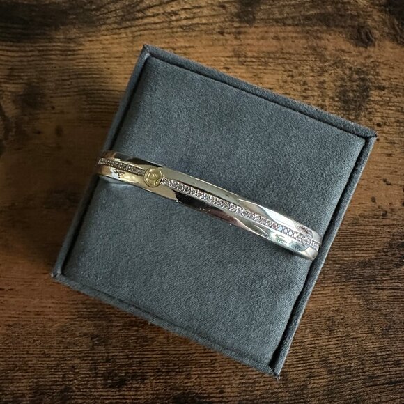 David Yurman Sterling Silver Cuff w/ Pavé White Diamonds & 18K Gold - Medium - Picture 3 of 16